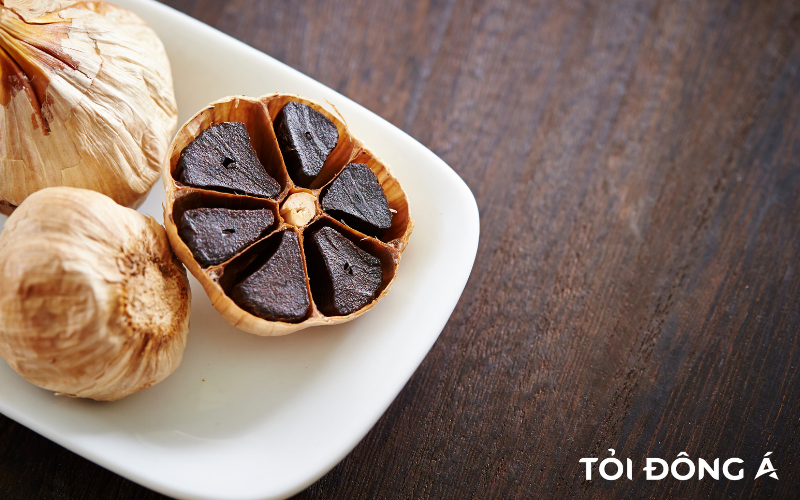 Tỏi đen chữa bệnh gì? Khám phá 10 công dụng "thần kỳ" của tỏi đen 1 toi den chua benh gi 5